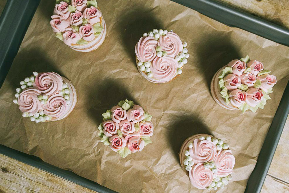 Image of Mini Cakes with buttercream roses