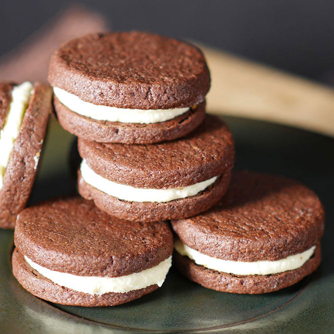 Photo of chocolate galleta cookies made with natural cocoa powder 