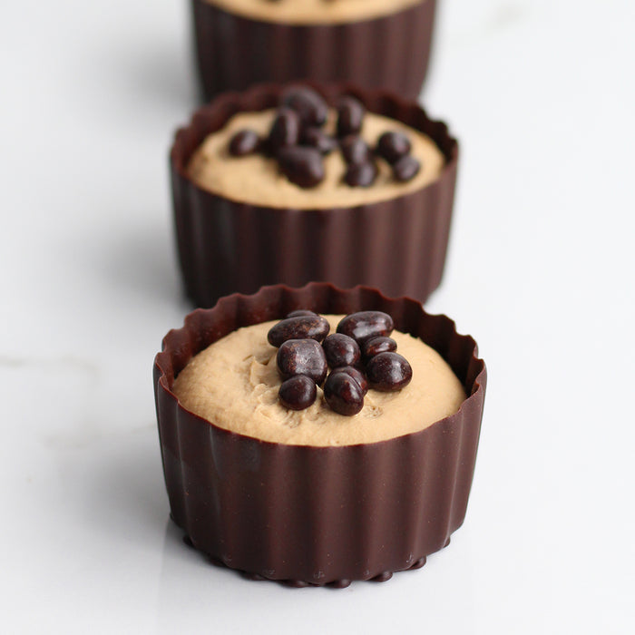 Latte Macchiato Mousse-filled Cup with Chocolate Covered Nibs