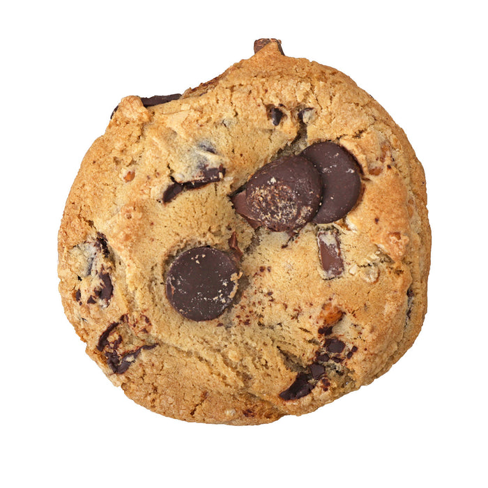 chocolate chunk cookie detail photo