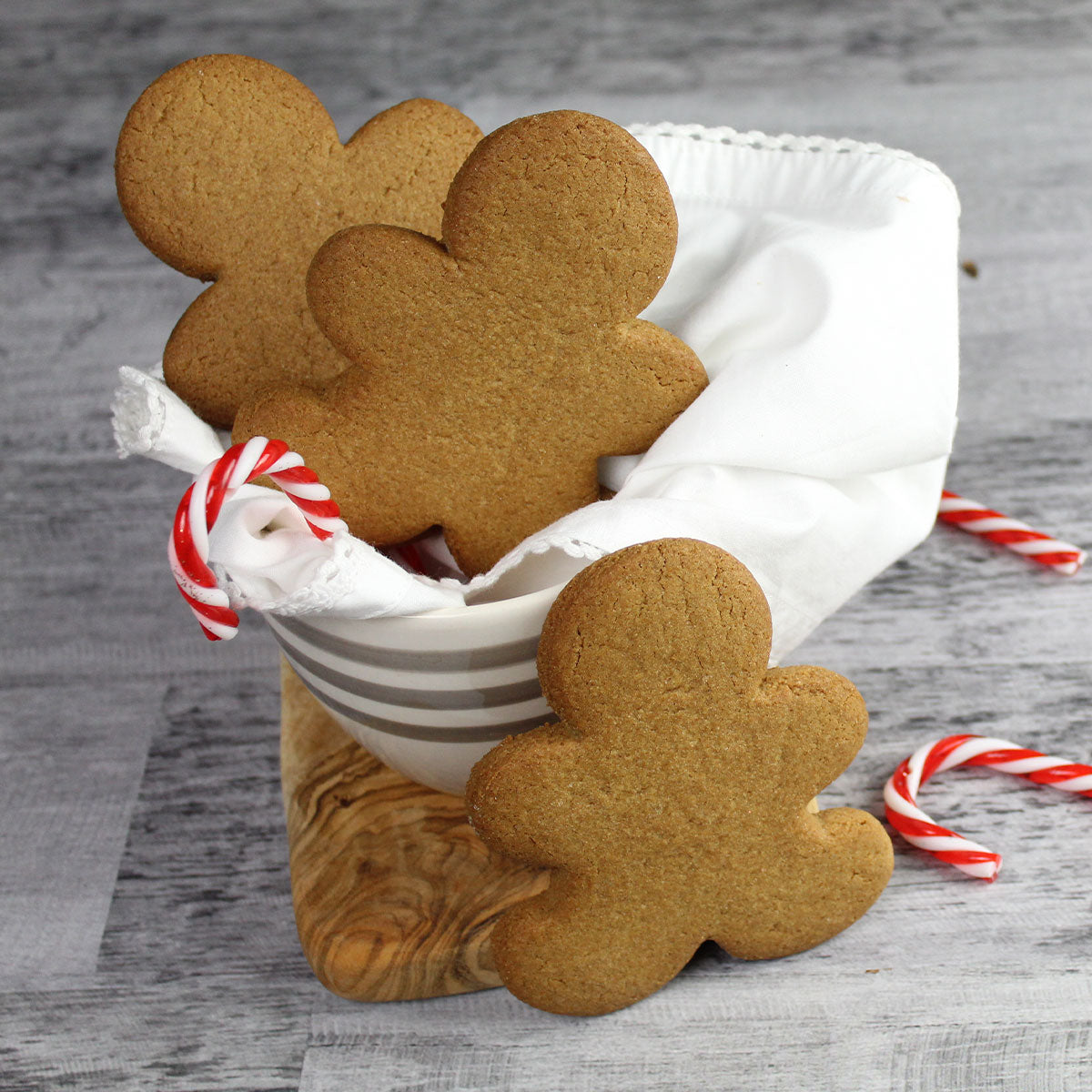 Undecorated Gingerbread Cookie (Seasonal) ??? ifiGOURMET